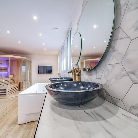L'Evasion - Sauna Jacuzzi Cinema Tours Buitenkant foto