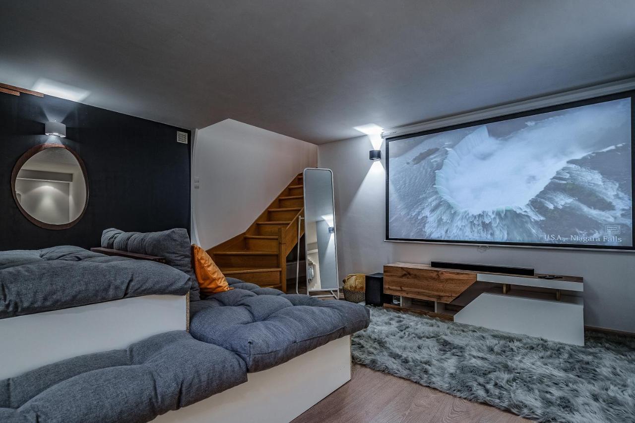 L'Evasion - Sauna Jacuzzi Cinema Tours Buitenkant foto